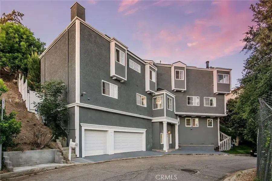 23200 Cass Avenue, Woodland Hills, CA 91364 - #2