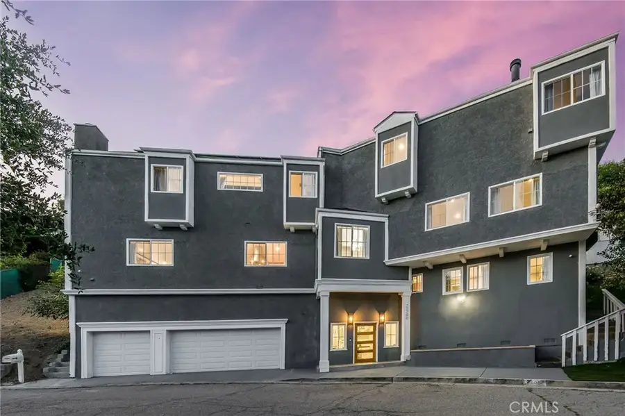 23200 Cass Avenue, Woodland Hills, CA 91364 - #3