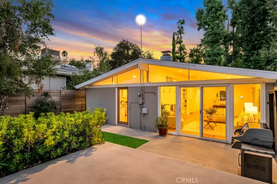 4824 Peonia, Woodland Hills, CA 91364 - #2