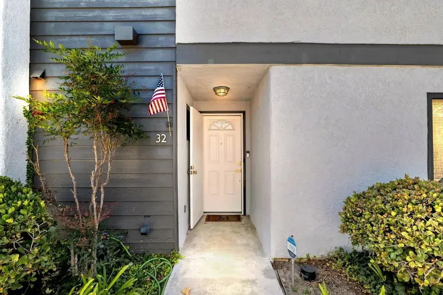11311 Tampa Avenue #32, Porter Ranch, CA 91326 - #2