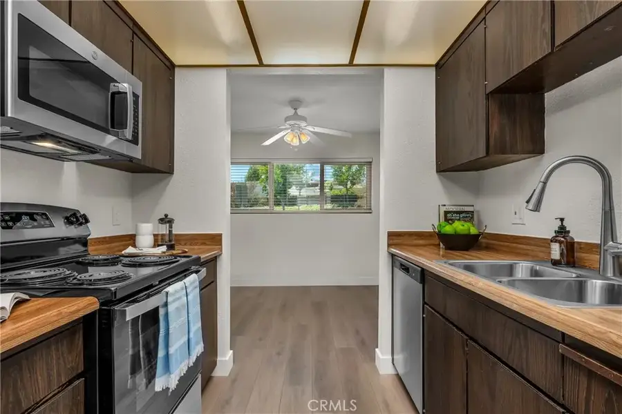 4610 Park Granada #4, Calabasas, CA 91302 - #3