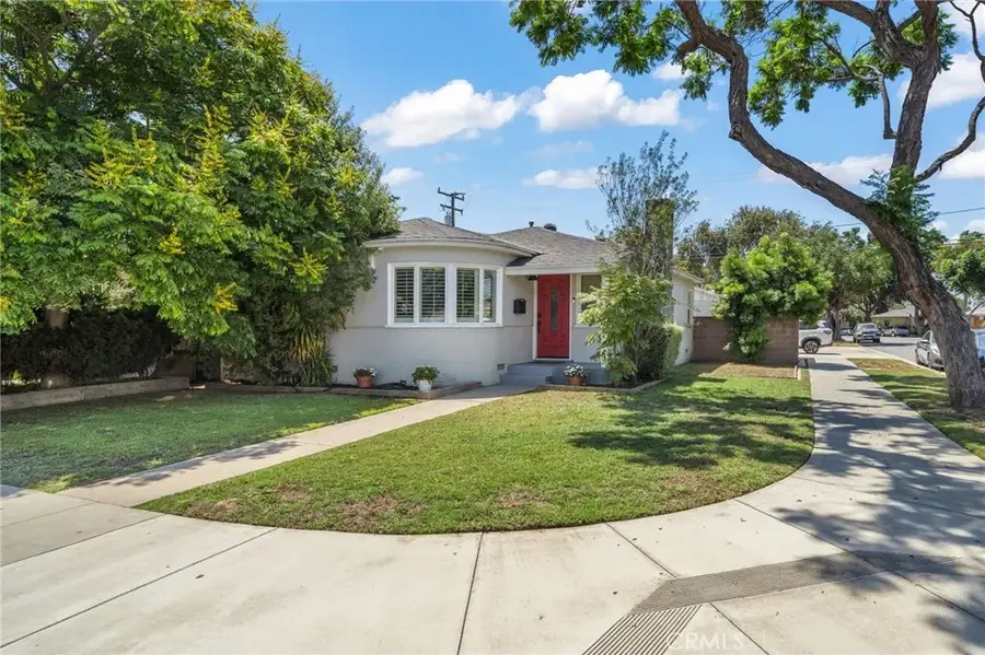 300 E Adams Street East, Long Beach, CA 90805 - #2
