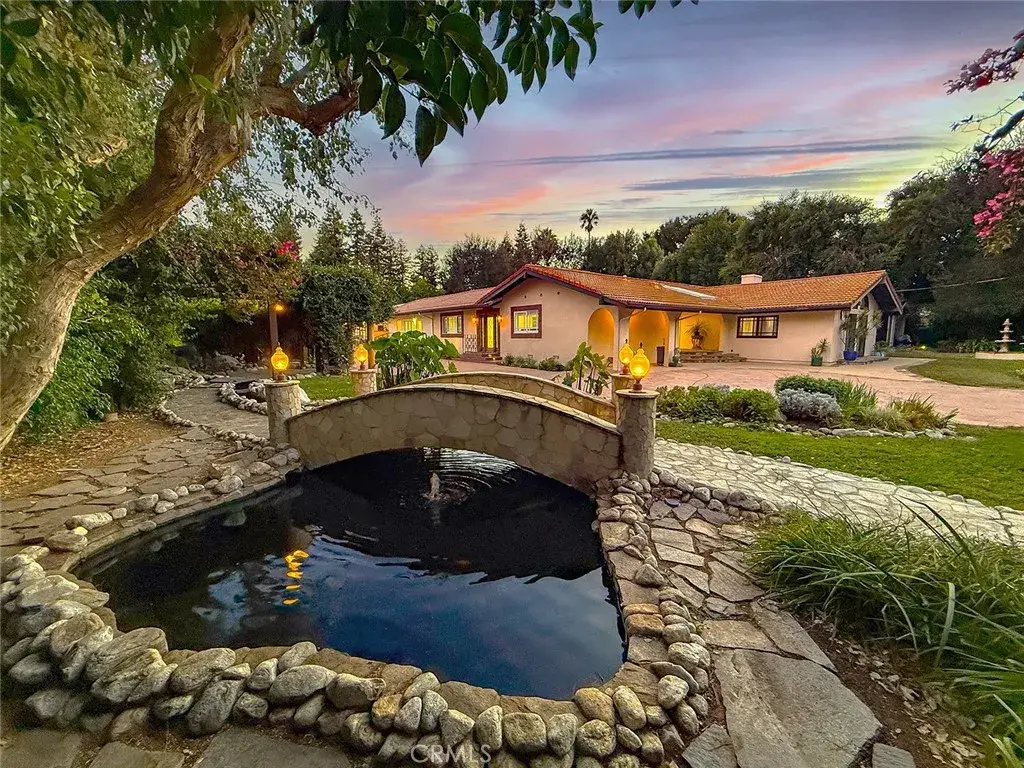 23254 Hatteras, Woodland Hills, CA 91367 - #1