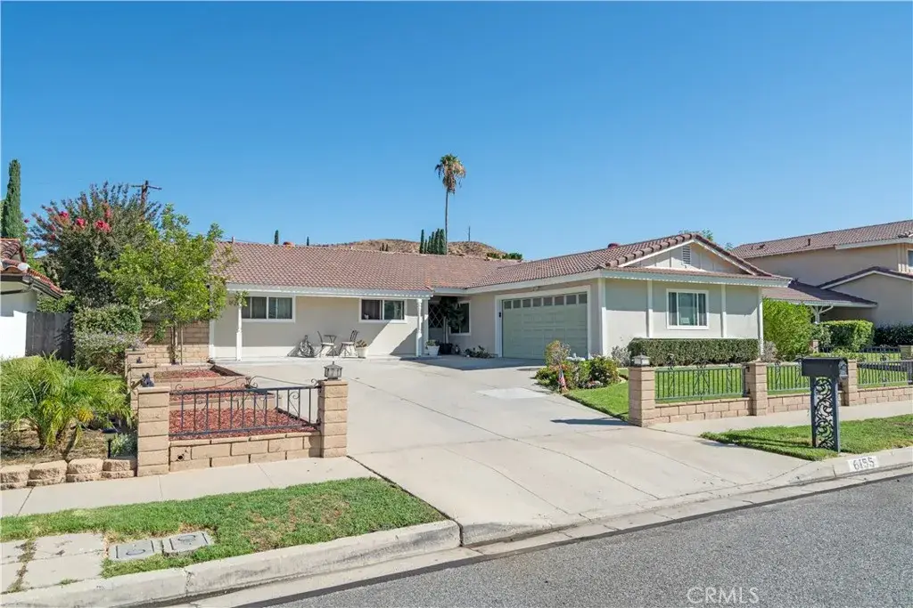 6155 Goshen Avenue, Simi Valley, CA 93063 - #1