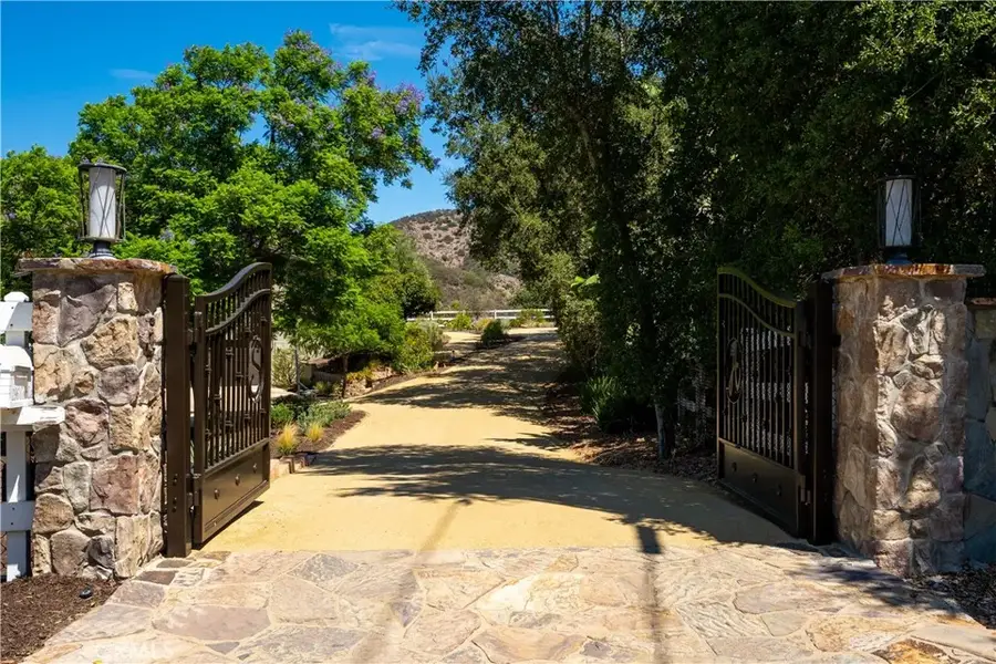 196 Colt Lane, Thousand Oaks, CA 91361 - #2