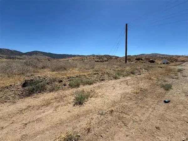 1600 Gazelle, Palmdale, CA 93551