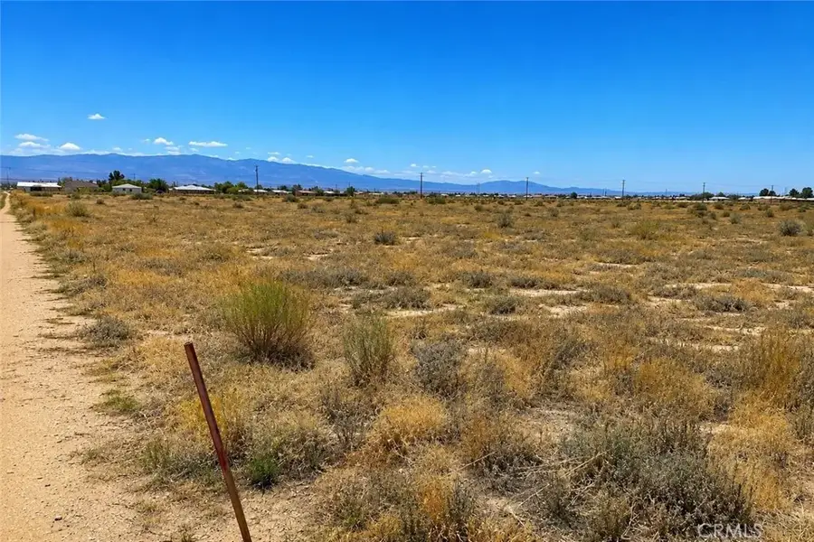 5 Mojave Tropical, Rosamond, CA 93560 - #2