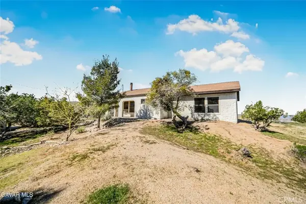 31720 96th Street East, Littlerock, CA 93543