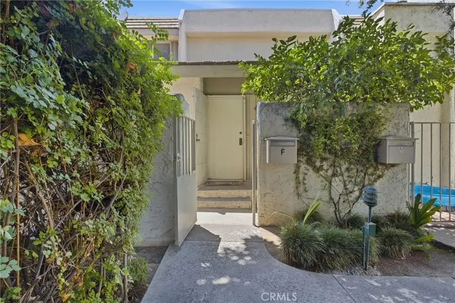 11786 Moorpark Street #F, Studio City, CA 91604 - #2