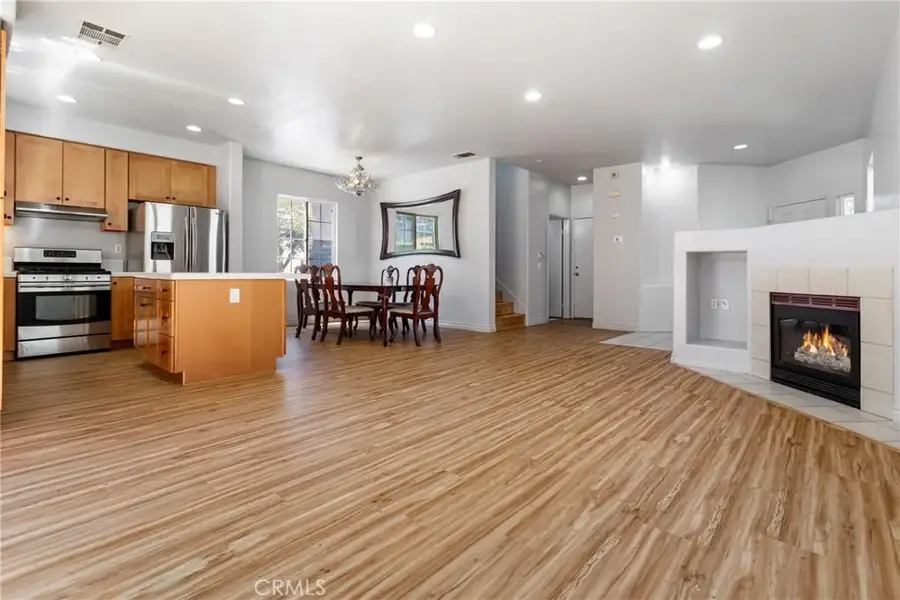 9193 Burnet Avenue, North Hills, CA 91343 - #2