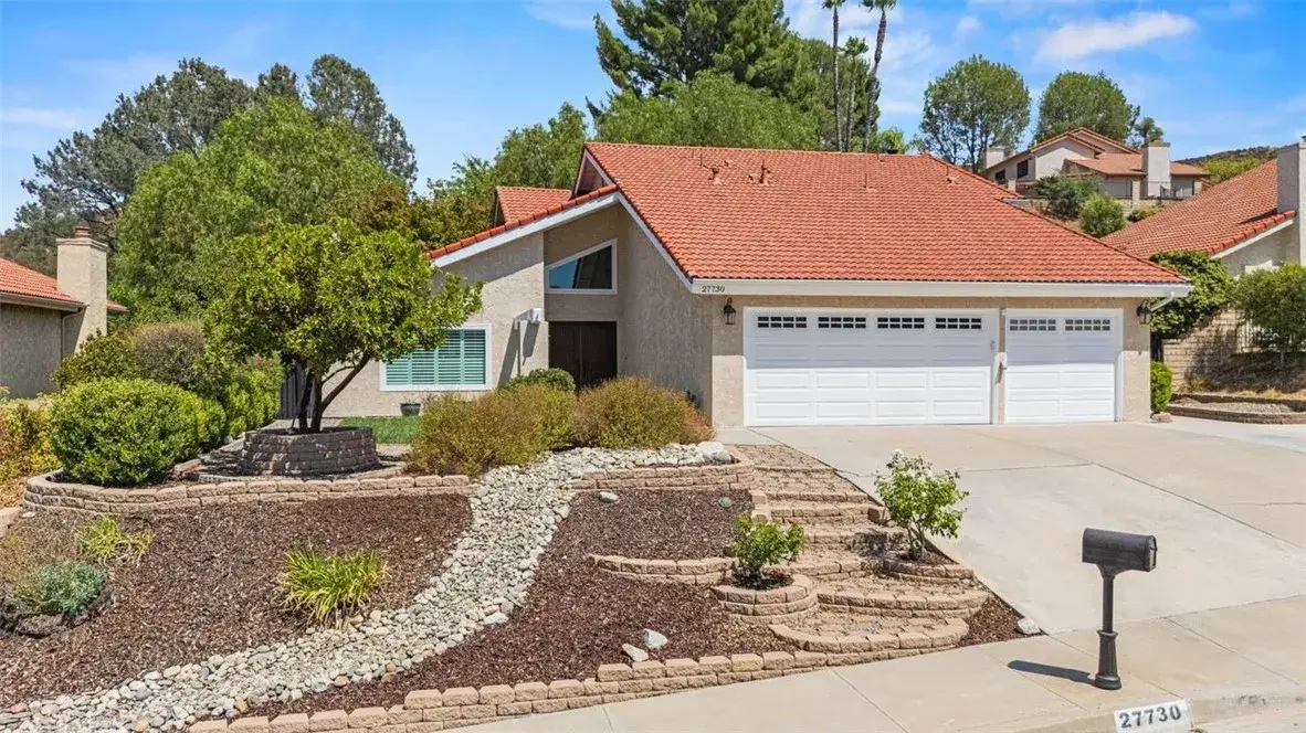 27730 Sutters Pointe, Saugus, CA 91350 - #1