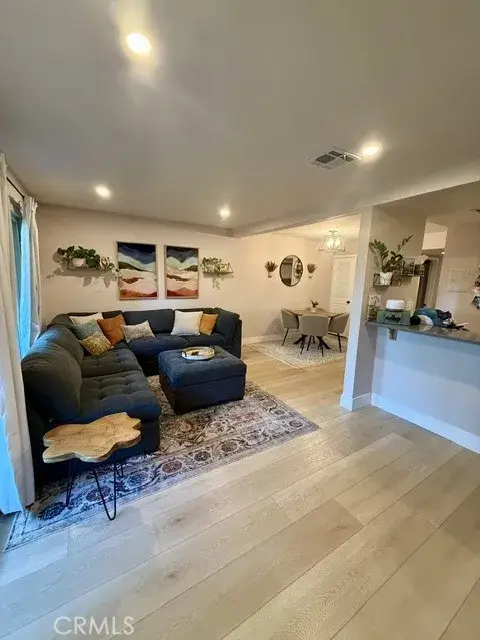 1912 Heywood, Simi Valley, CA 93065