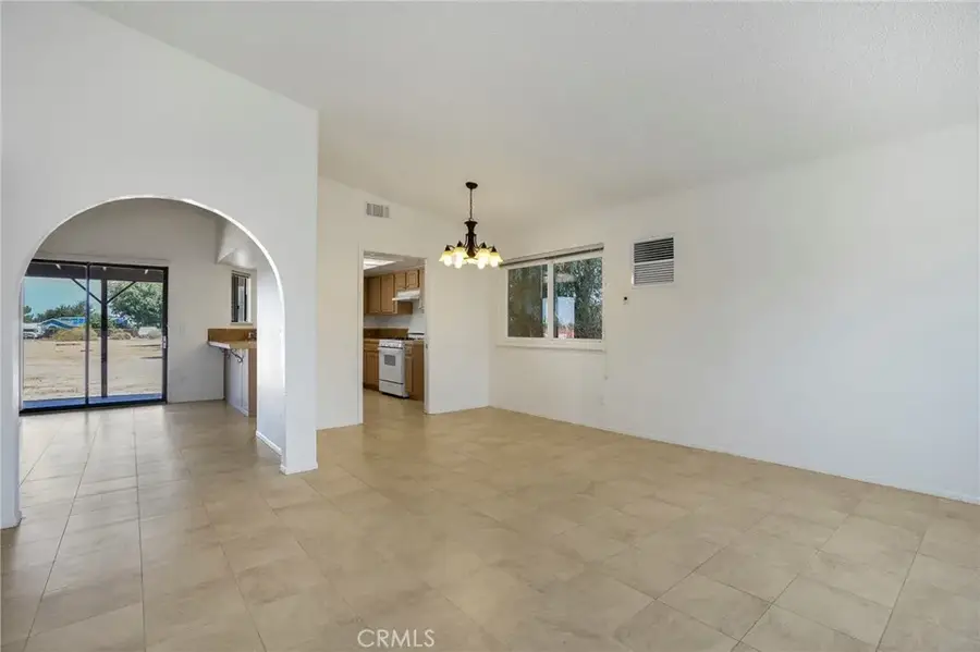 10133 E Avenue R8 Avenue, Littlerock, CA 93543 - #3