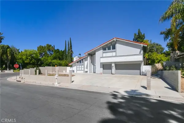19865 Hiawatha Street, Chatsworth, CA 91311