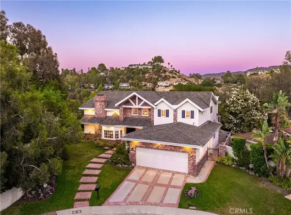 19501 Weeburn Court, Tarzana, CA 91356