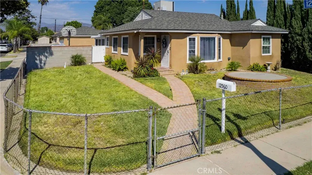 12560 Mineola, Pacoima, CA 91331 - #1