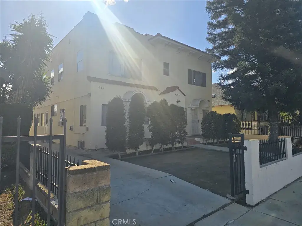 620 W 41st, Los Angeles, CA 90037 - #1