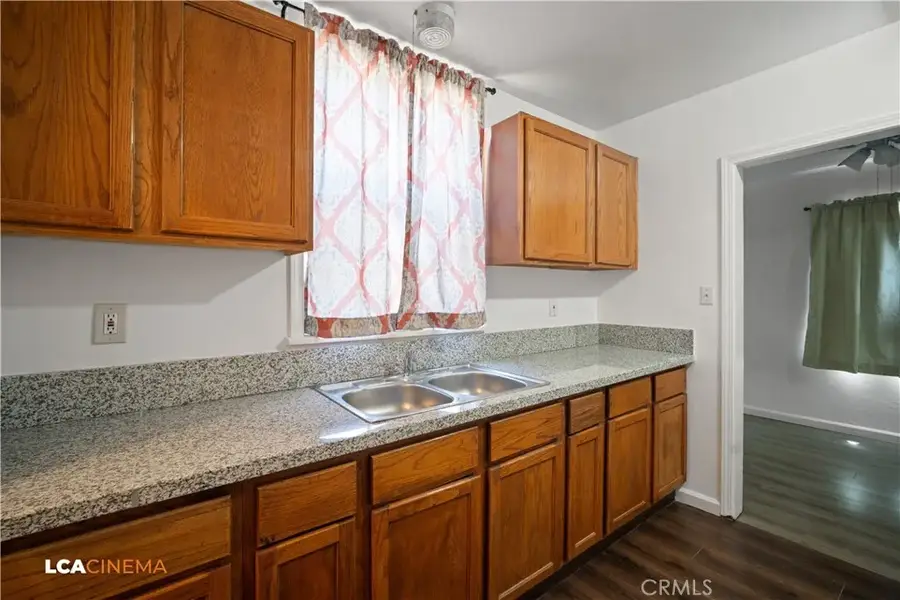730 Oregon, Bakersfield, CA 93305 - #3