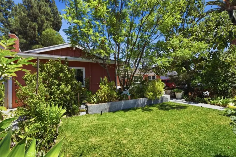 8416 Fable Avenue, Canoga Park, CA 91304 - #2