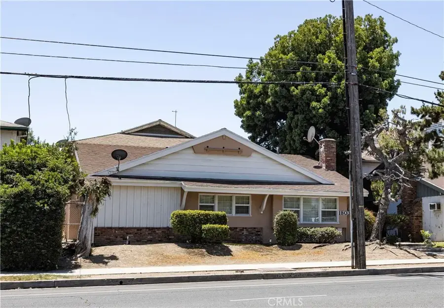 18032 Burbank Boulevard, Encino, CA 91316 - #2