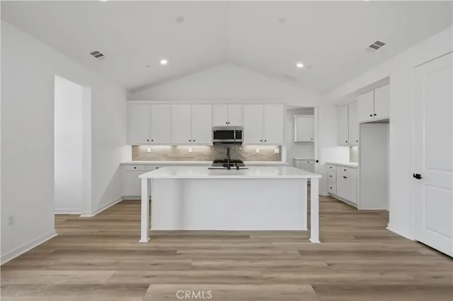 28520 Wildflower Terrace, Castaic, CA 91384 - #3