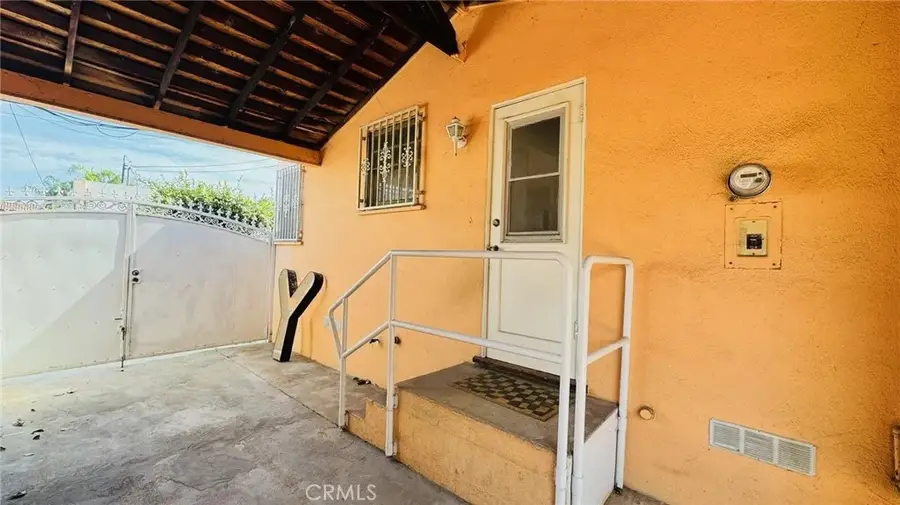 112 S 2nd, Montebello, CA 90640 - #2