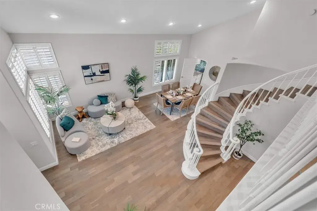 537 Savona, Oak Park, CA 91377 - #1