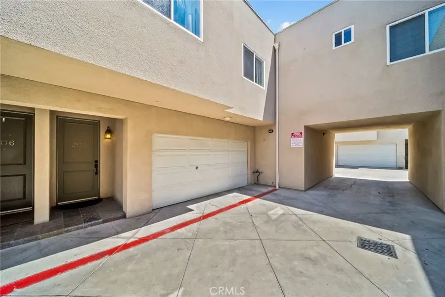 7132 Farralone #205, Canoga Park, CA 91303 - #2