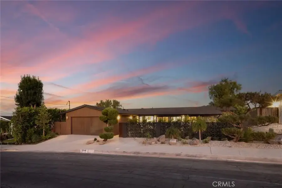 5746 Mcdonie Avenue, Woodland Hills, CA 91367 - #2