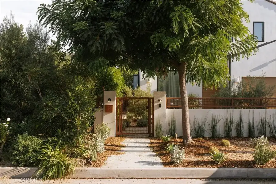 13218 Hesby Street, Sherman Oaks, CA 91423 - #3