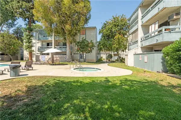 21800 Schoenborn #126, Los Angeles, CA 91304