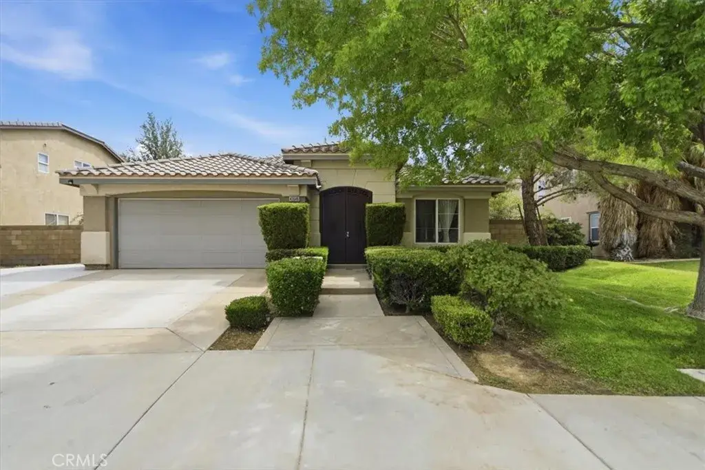 43646 Rialto, Lancaster, CA 93535 - #1