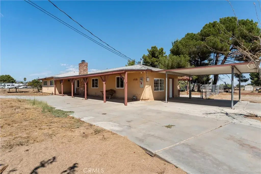 1729 W Avenue N-8, Palmdale, CA 93551 - #1