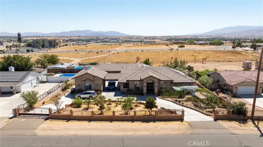 18269 Manzanita, Hesperia, CA 92345 - #2