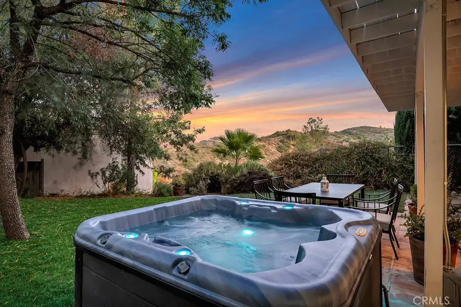 20908 Bandera Street, Woodland Hills, CA 91364 - #3