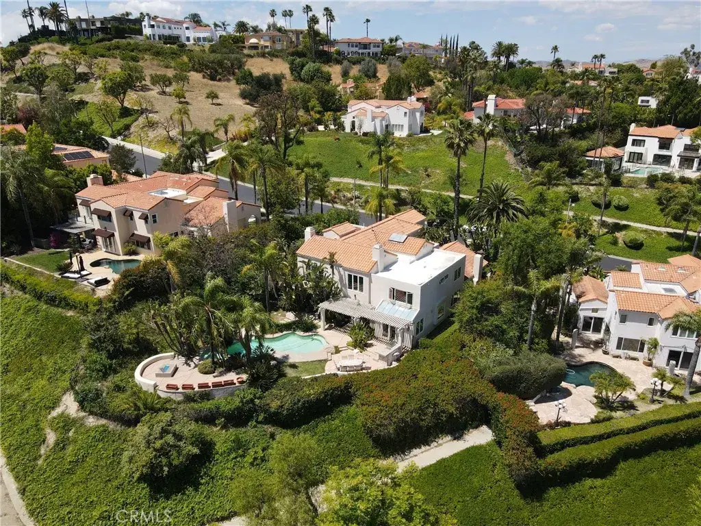 24142 Park Riviera, Calabasas, CA 91302 - #1