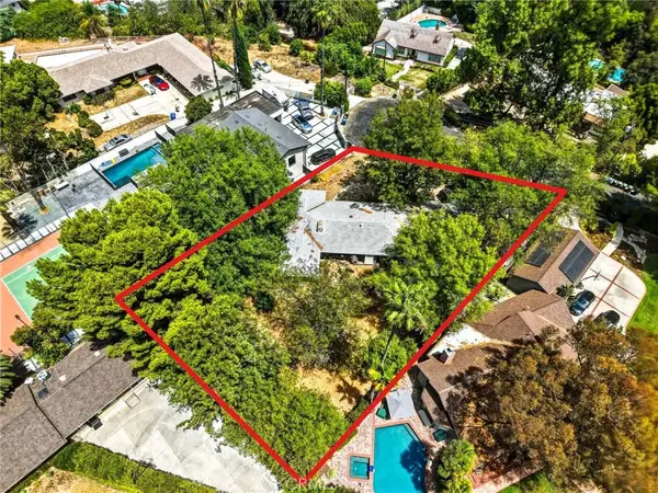 6041 Penfield, Woodland Hills, CA 91367