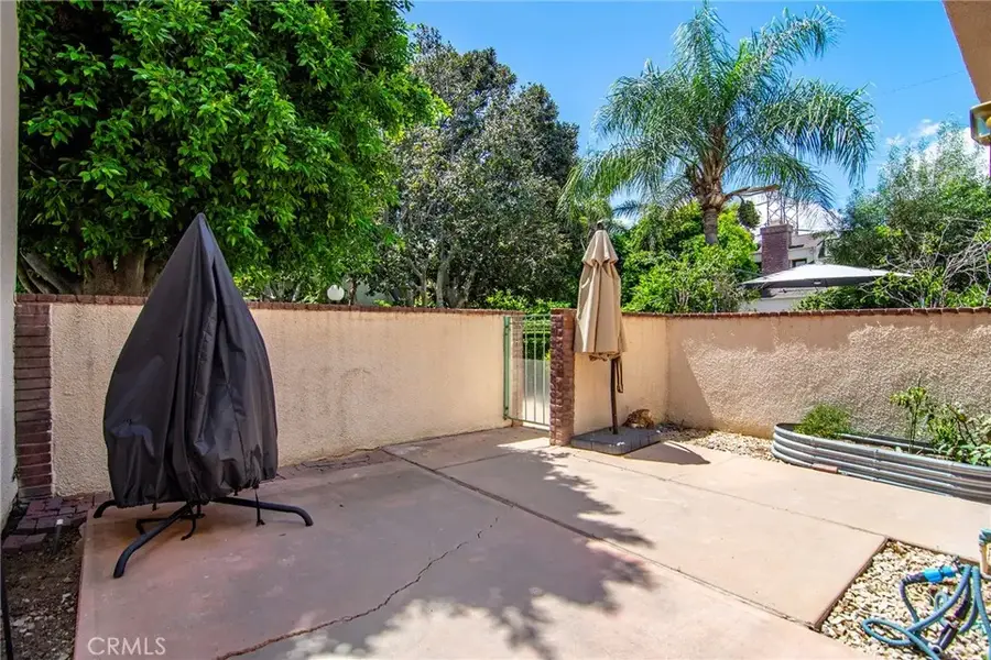 18739 Hatteras Street #55, Tarzana, CA 91356 - #2