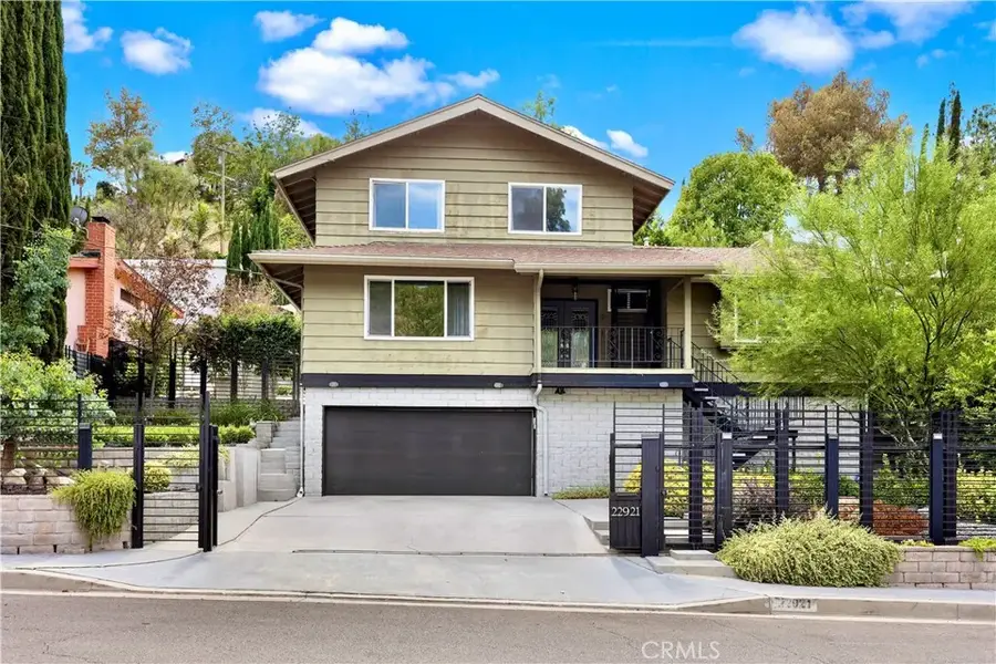 22921 Cass Avenue, Woodland Hills, CA 91364 - #2