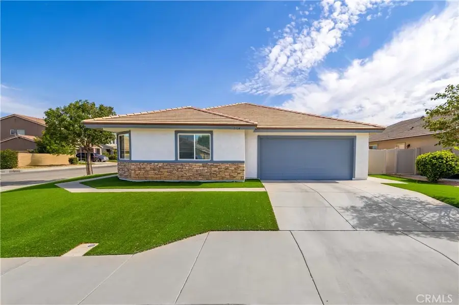 5704 W Forry Court, Lancaster, CA 93536 - #3