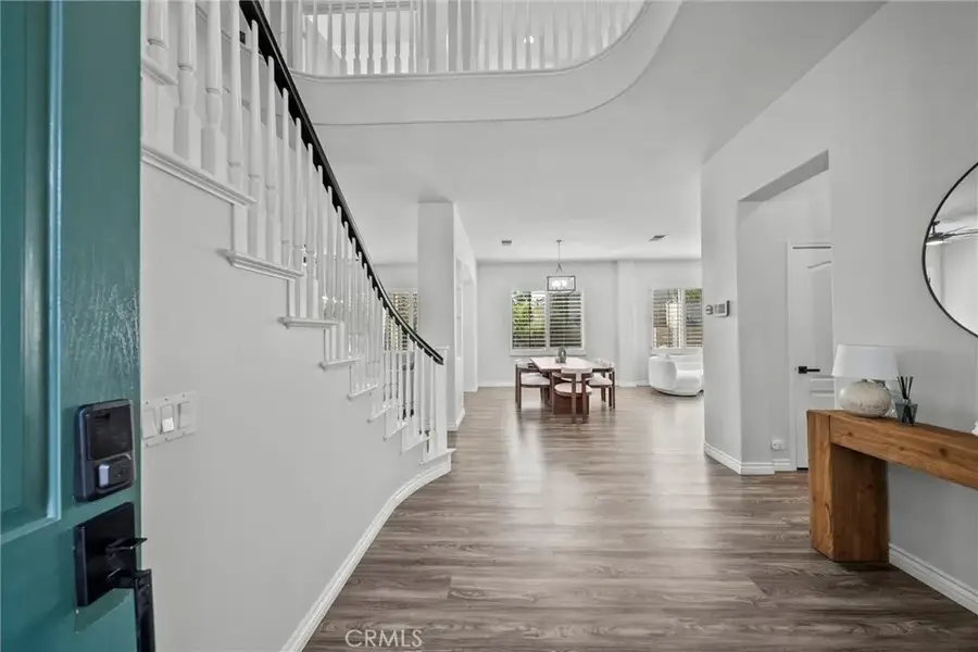 28251 Infinity, Saugus, CA 91390 - #2