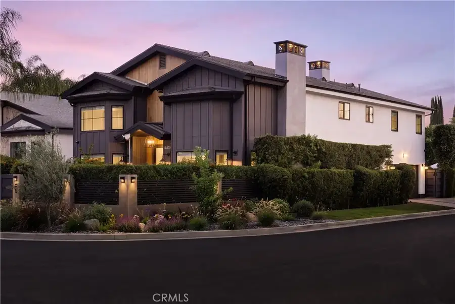 14803 Otsego Street, Sherman Oaks, CA 91403 - #2