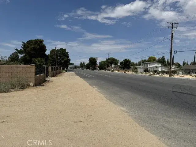 1610 W Ave L, Lancaster, CA 93543 - #2