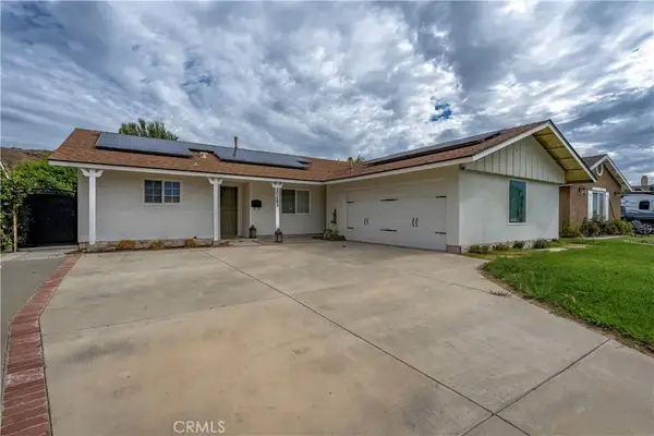 20263 Lakemore Drive, Canyon Country, CA 91351