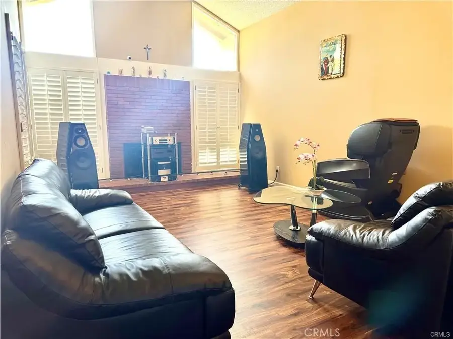 25453 Via Novia, Valencia, CA 91355 - #3