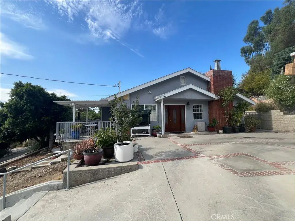 9855 Mcbroom Street, Shadow Hills, CA 91040 - #1