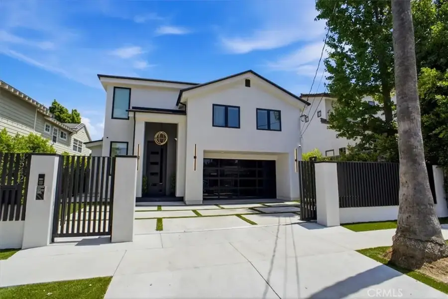 4342 Noble Avenue, Sherman Oaks, CA 91403 - #2