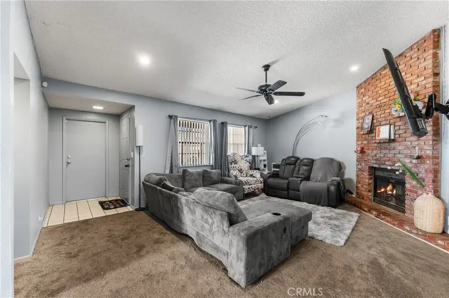 1152 E Avenue J12, Lancaster, CA 93535 - #3