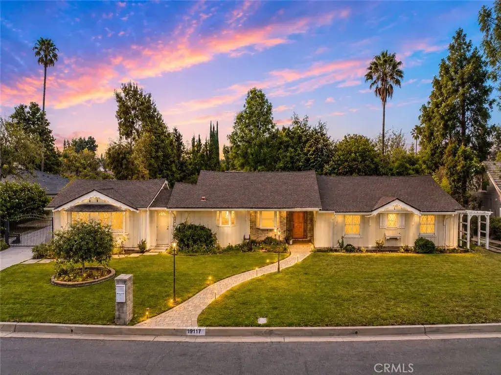 19117 Marilla Street, Northridge, CA 91324 - #1