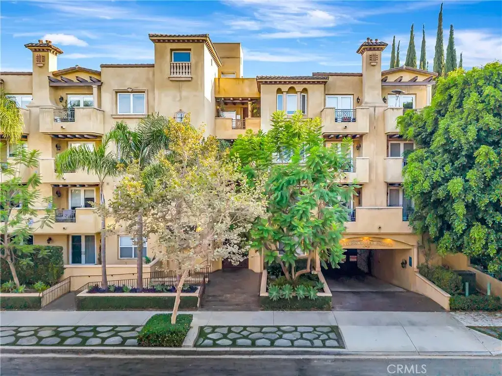 12044 Hoffman Street #303, Studio City, CA 91604 - #1